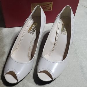 Victoria Spencer, Ivory colored, peep toe heels.